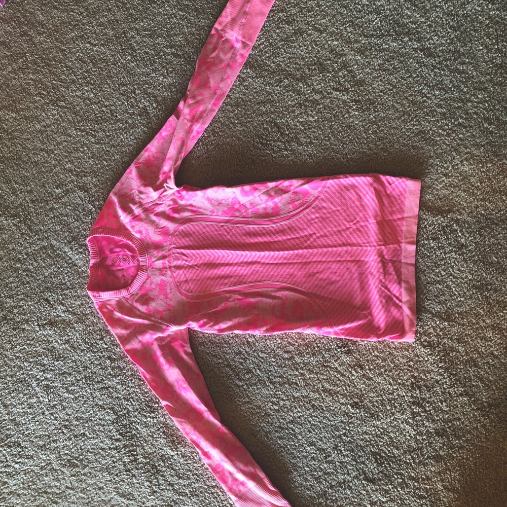 Lululemon long sleeve top
